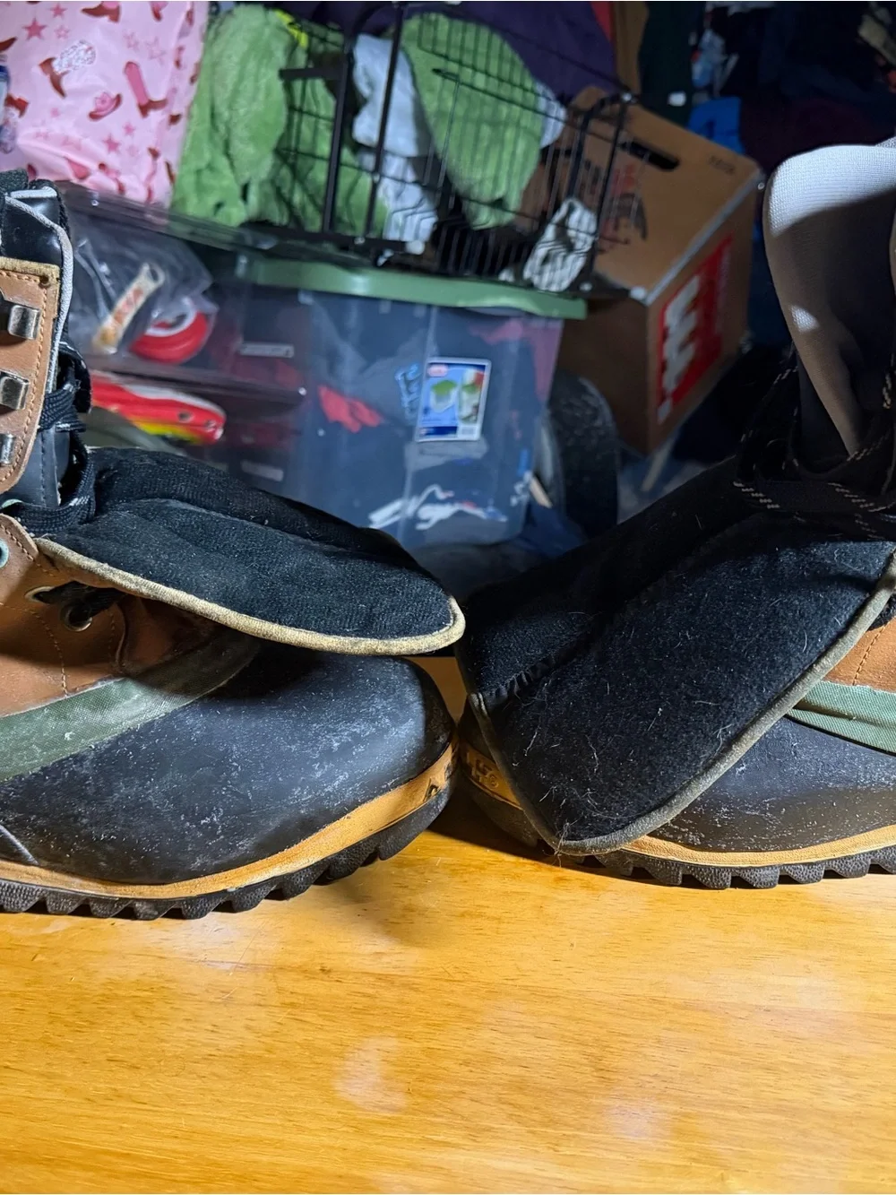 AIRWALK men’s snowboarding boots